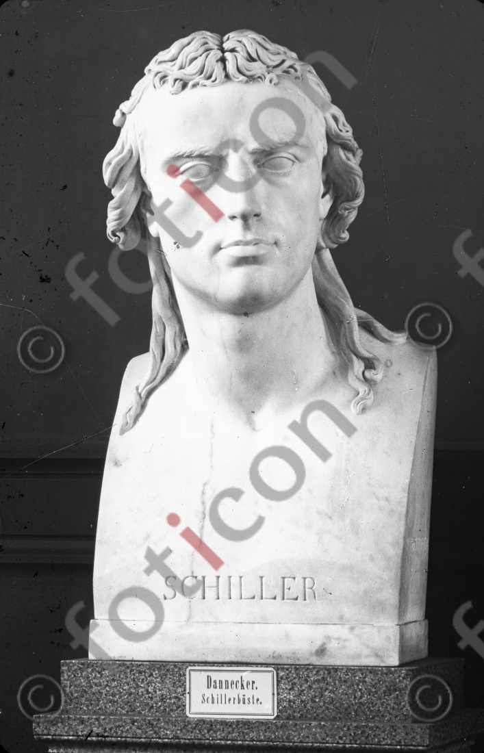 Schillerbüste von Johann Heinrich Dannecker | Schiller bust by Johann Heinrich Dannecker (simon-156-054-sw.jpg)